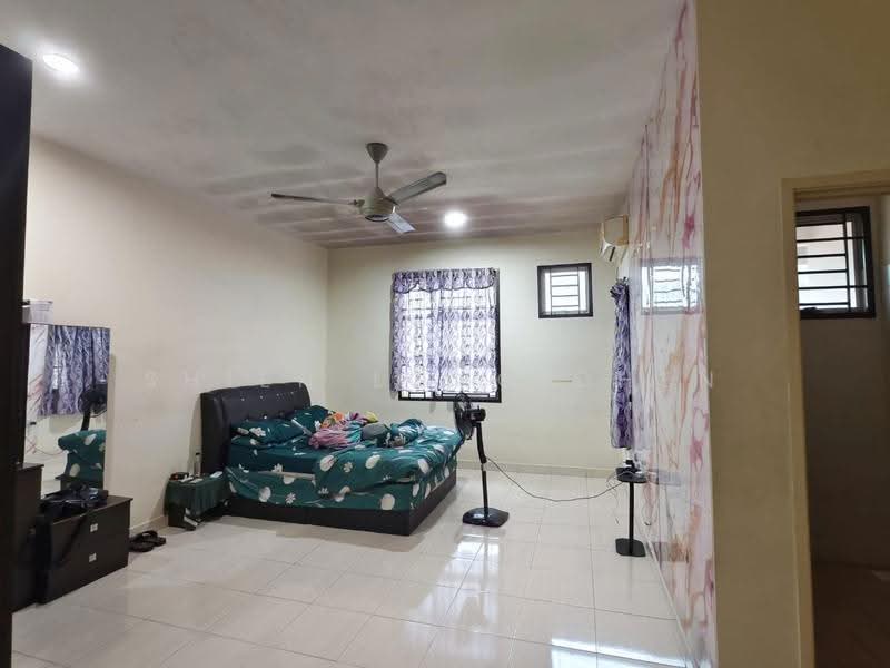 Rumah Teres 2-Tingkat untuk Dijual di Taman Nusa Idaman (Iskandar Puteri (Nusajaya)) - Shieh Long Chen - Bedroom - PropertyGuru.com.my
