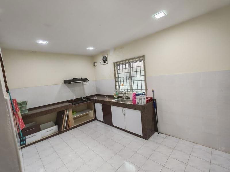 Rumah Teres 1-Tingkat untuk Dijual di Taman Malim Jaya (Bachang) - Joan Low - Kitchen - PropertyGuru.com.my