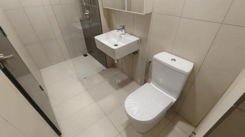 Condominium for Rent at Uno @ Nadayu 99 - Flash Yap - Bathroom - PropertyGuru.com.my