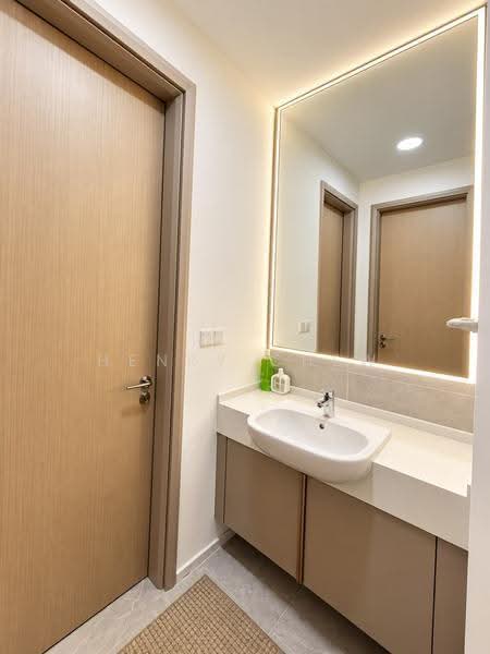 Kediaman Servis untuk Disewa di Skyline Embassy - Henry Chew - Bathroom - PropertyGuru.com.my