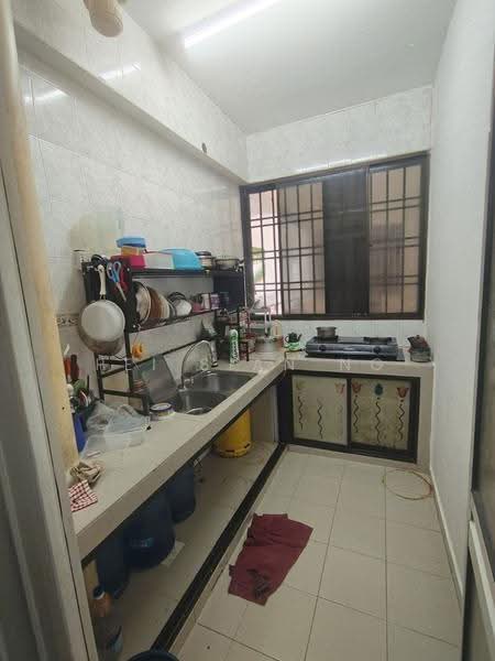 Pangsapuri untuk Dijual di Putri Ria Apartment - PEI SIAN NG - Kitchen - PropertyGuru.com.my