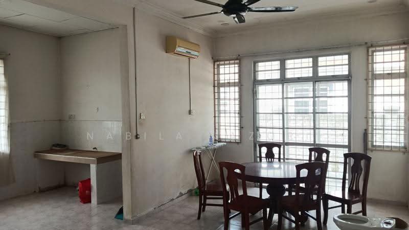Bungalow House for Sale in Kota Bharu (Kelantan) - Nabila Nazori - Dining Room - PropertyGuru.com.my