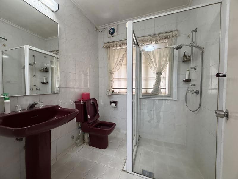 Bungalow House for Sale in Damansara Heights (Kuala Lumpur) - Yvelle Wong - Bathroom - PropertyGuru.com.my
