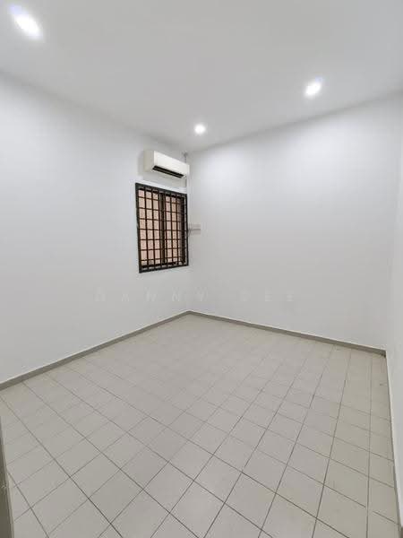 1-storey Terraced House for Sale in Taman Putri Kulai (Kulai) - Danny See - Interior - PropertyGuru.com.my