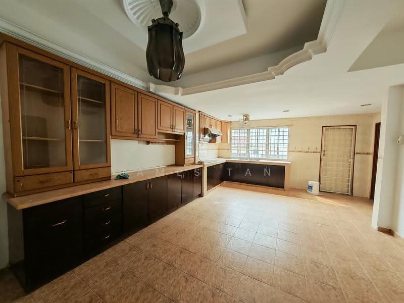 Rumah Teres untuk Dijual di Selayang (Selangor) - James Tan - Kitchen - PropertyGuru.com.my