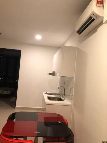Kediaman Servis untuk Disewa di H2O Residences - David Ng - Kitchen - PropertyGuru.com.my