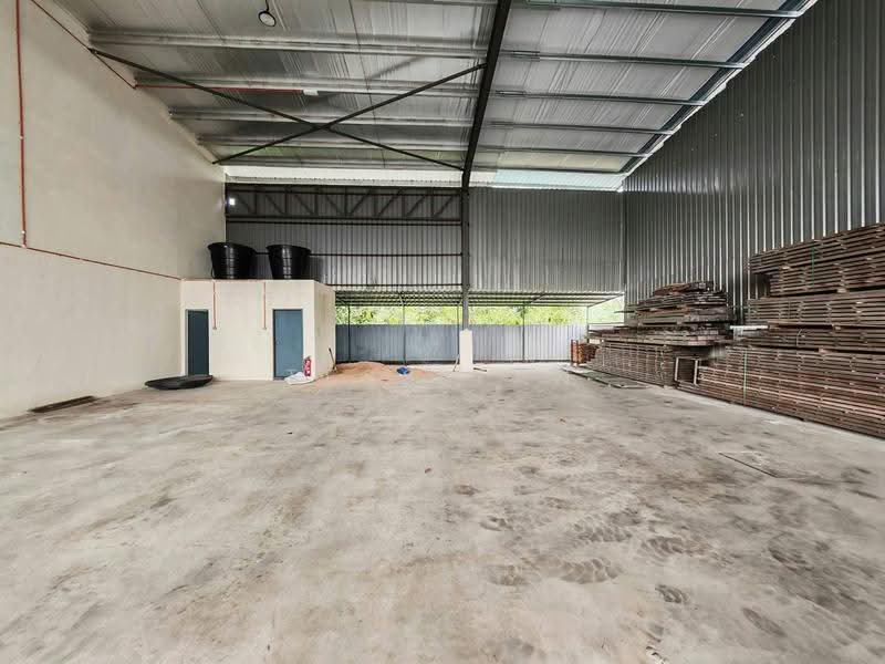 Kilang untuk Dijual di Taman Perindustrian Bukit Rambai (Tanjong Minyak) - Tess Tan - Interior - PropertyGuru.com.my
