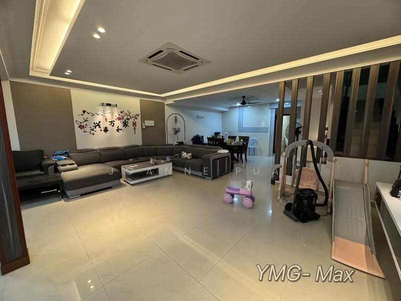 2-storey Terraced House for Sale in Klang (Selangor) - Joanne Pua - Living Room - PropertyGuru.com.my