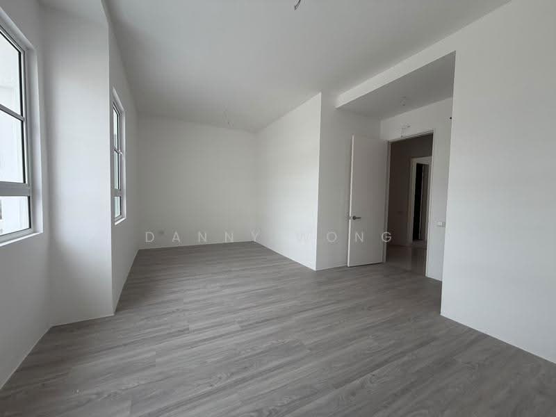 2-storey Terraced House for Sale in Bandar Country Homes (Rawang) - Danny Wong - Living Room - PropertyGuru.com.my