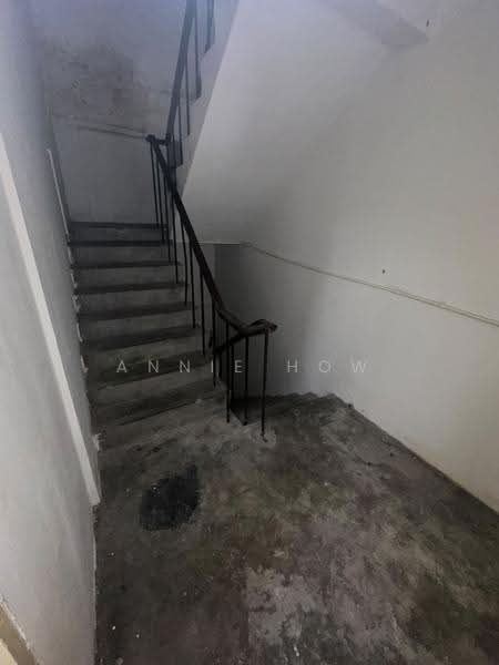 Shop for Rent in Bangsar Utama (Bangsar) - Annie How - Corridor - PropertyGuru.com.my