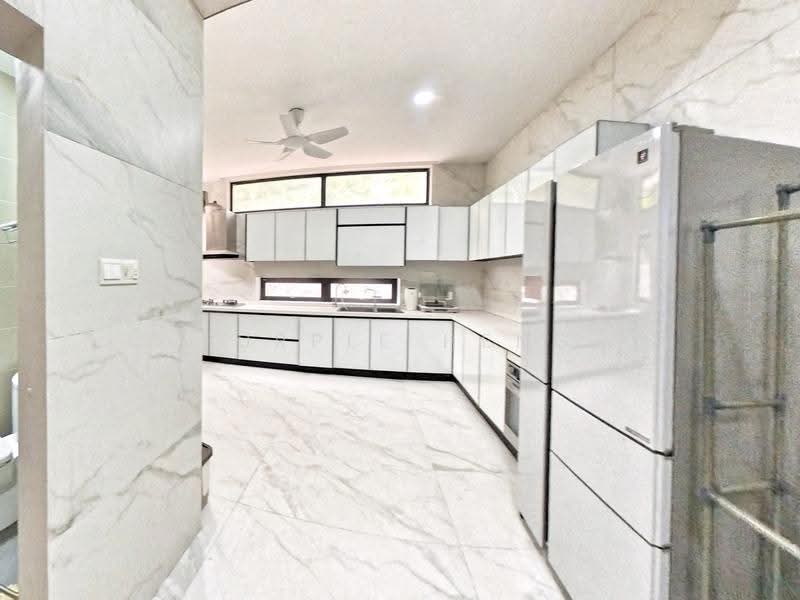 Semi-Detached House for Rent in Taman Nusa Idaman (Iskandar Puteri (Nusajaya)) - Purple Heng - Kitchen - PropertyGuru.com.my