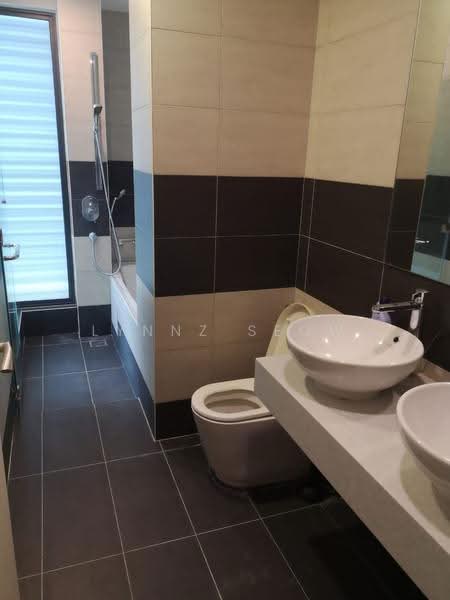 3-storey Terraced House for Rent in Gelugor (Penang) - Lynnz Seow - Bathroom - PropertyGuru.com.my