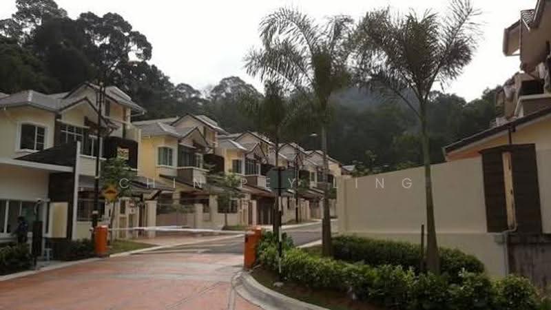 Rumah Banglo untuk Dijual di Batu 9 (Cheras) - Chin Pey Ling - Exterior - PropertyGuru.com.my