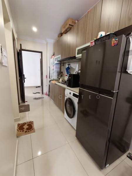 Pangsapuri untuk Dijual di Sky Garden Residences - Janice Teo - Kitchen - PropertyGuru.com.my