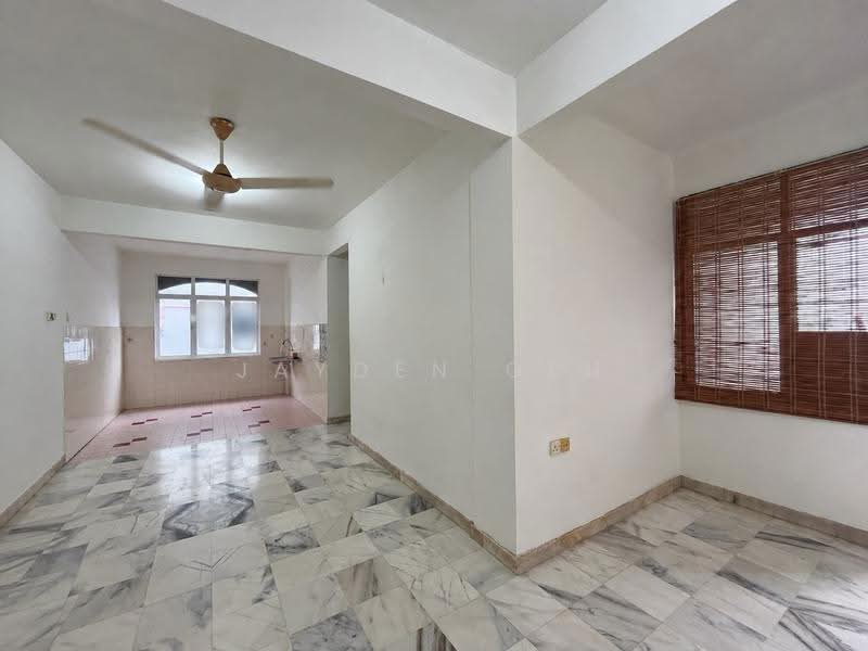 Pangsapuri untuk Dijual di City Apartment - Jayden Geh - Kitchen - PropertyGuru.com.my