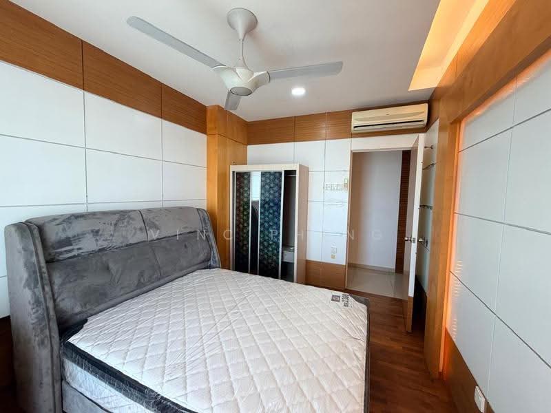 Kondominium untuk Dijual di Klebang 8 - Vinc Pheng - Bedroom - PropertyGuru.com.my