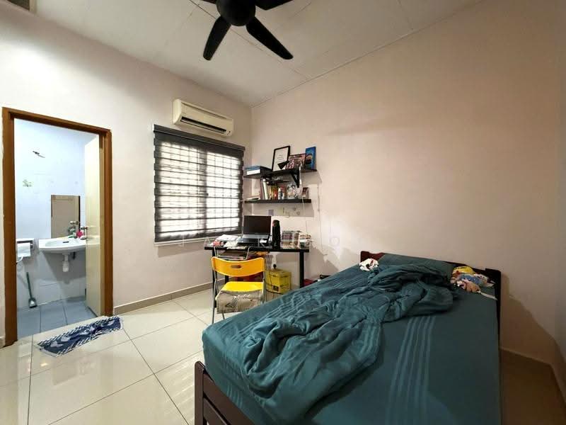 2-storey Terraced House for Sale in Bandar Botanic (Klang) - Jack Boo - Bedroom - PropertyGuru.com.my