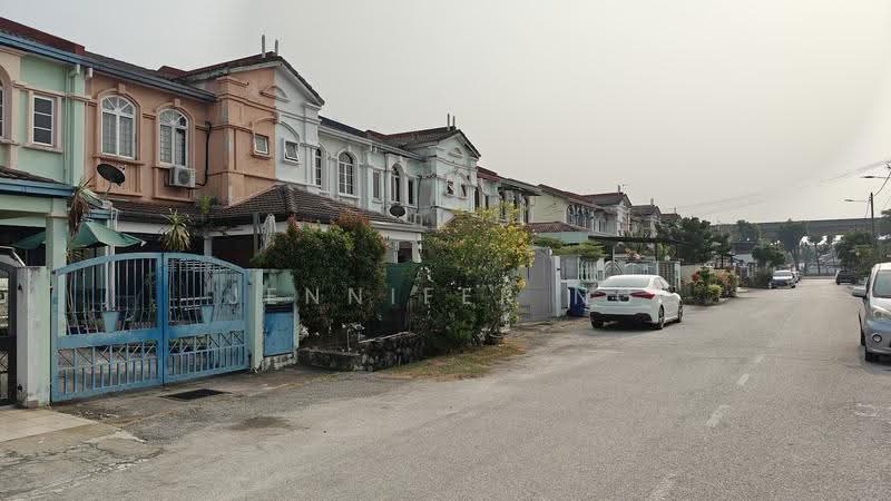 2-storey Terraced House for Rent in Usj 14 (Subang Jaya) - Jennifer Ng - Exterior - PropertyGuru.com.my