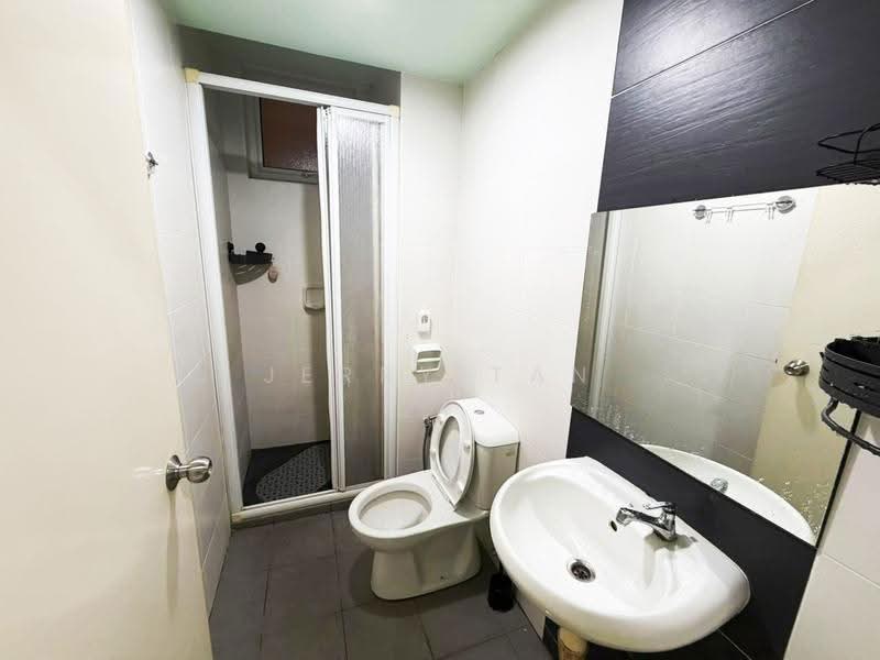 Kondominium untuk Disewa di Summer Place - Jerry Tan - Bathroom - PropertyGuru.com.my