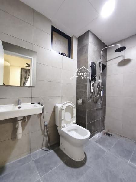 Service Residence for Rent at AraTre' Residences - SW Ling - Master Bathroom - PropertyGuru.com.my