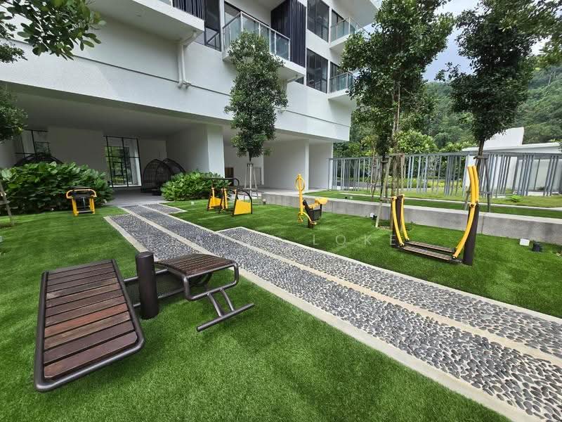 Kediaman Servis untuk Dijual di Hampton Damansara - Elaine Loke - Exterior - PropertyGuru.com.my