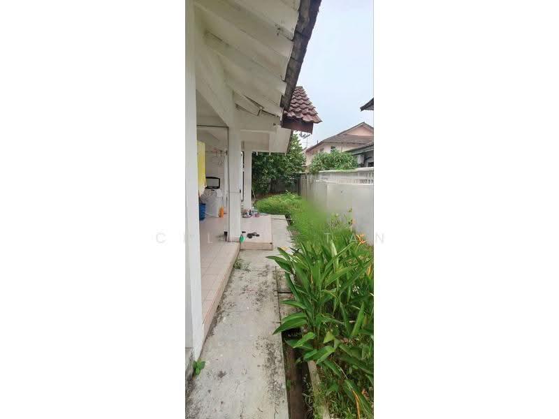 Semi-Detached House for Sale in Taman Bukit Kempas (Tampoi) - Celest Tan - PropertyGuru.com.my