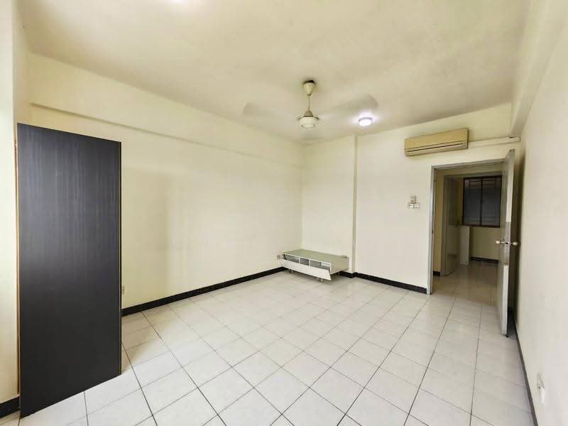 Condominium for Sale at Casa Tebrau @ Seri Palma - Chloe Lai - Living Room - PropertyGuru.com.my