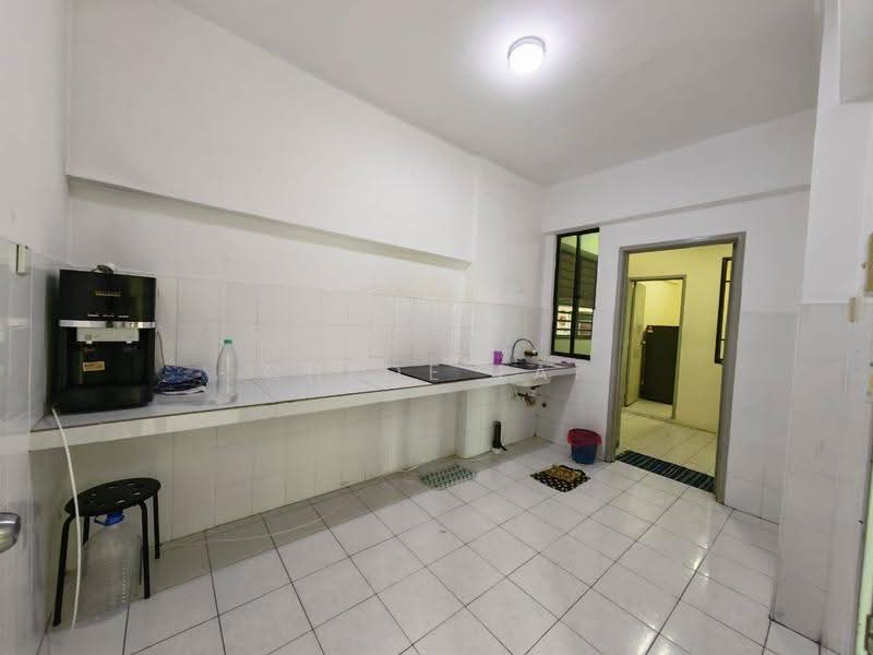 Condominium for Sale at Casa Tebrau @ Seri Palma - Chloe Lai - Kitchen - PropertyGuru.com.my