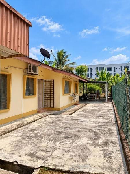 Rumah Banglo untuk Dijual di Kampung Melayu Majidee (Johor Bahru) - Tracy Ong - PropertyGuru.com.my
