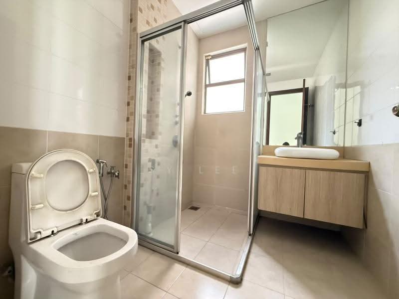 Bungalow House for Sale in Kota Kemuning (Shah Alam) - SY Lee - Bathroom - PropertyGuru.com.my
