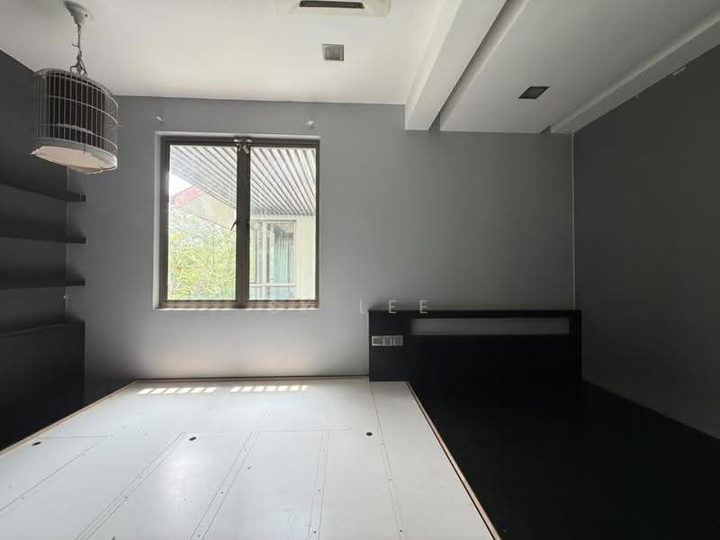 Bungalow House for Sale in Kota Kemuning (Shah Alam) - SY Lee - Bedroom - PropertyGuru.com.my