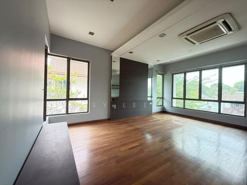 Bungalow House for Sale in Kota Kemuning (Shah Alam) - SY Lee - Living Room - PropertyGuru.com.my