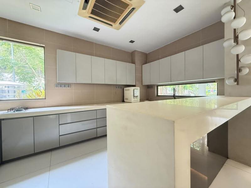 Bungalow House for Sale in Kota Kemuning (Shah Alam) - SY Lee - Kitchen - PropertyGuru.com.my