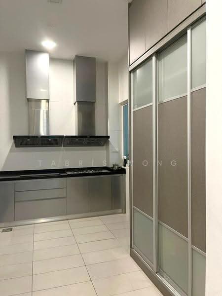 Semi-Detached House for Sale in Bandar Bestari (Klang) - Tabris Wong - Kitchen - PropertyGuru.com.my