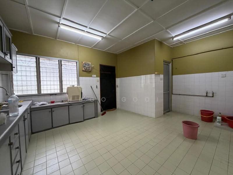 2-storey Terraced House for Sale in Pandan Perdana (Cheras) - Hugo Gooi - Kitchen - PropertyGuru.com.my