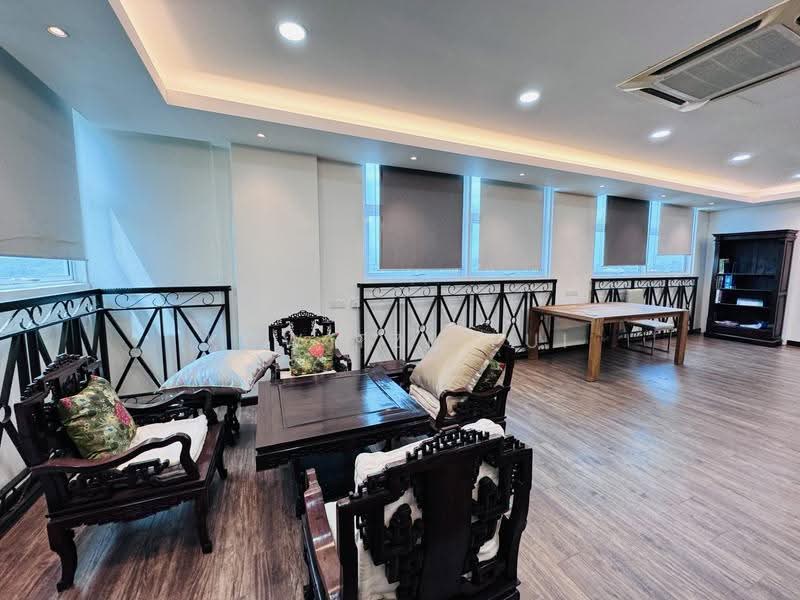 Pejabat untuk Disewa di Puchong (Selangor) - Kow Tze Fui - Living Room - PropertyGuru.com.my