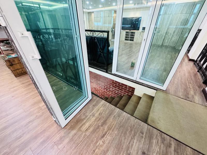 Pejabat untuk Disewa di Puchong (Selangor) - Kow Tze Fui - Living Room - PropertyGuru.com.my