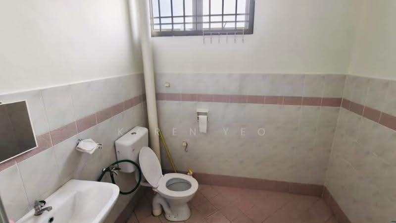 2-storey Terraced House for Sale in Taman Nusa Bestari (Iskandar Puteri (Nusajaya)) - Karen Yeo - Bathroom - PropertyGuru.com.my