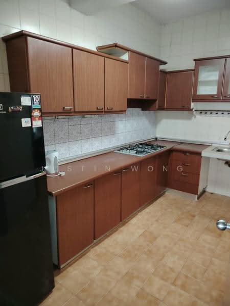 Kondominium untuk Disewa di Tiara Duta - Justin Wong - Kitchen - PropertyGuru.com.my