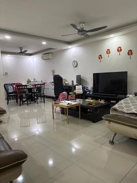 Rumah Teres 2-Tingkat untuk Dijual di Bandar Bukit Puchong (Puchong) - Jason Tsen - Living Room - PropertyGuru.com.my