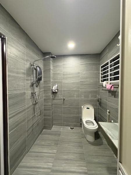 Rumah Teres 2-Tingkat untuk Dijual di Bandar Bukit Puchong (Puchong) - Jason Tsen - Bathroom - PropertyGuru.com.my