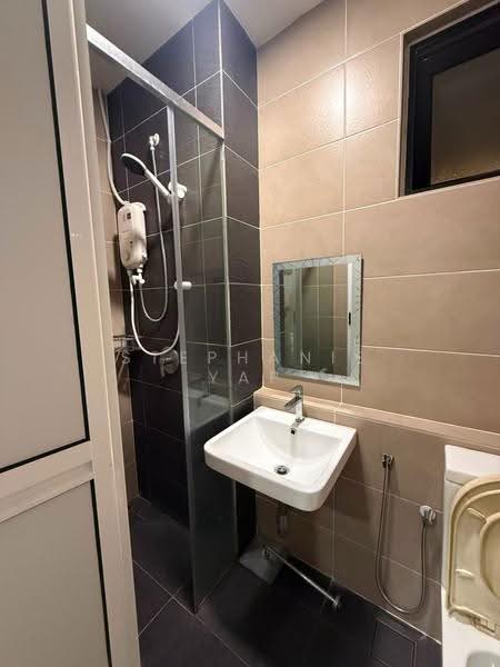 Service Residence for Rent at D'Pristine - Stephanie Yap - Bathroom - PropertyGuru.com.my