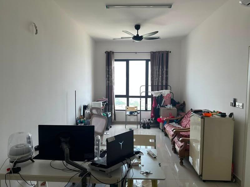 Kediaman Servis untuk Disewa di MKH Boulevard II - Jeff Cheah - Living Room - PropertyGuru.com.my
