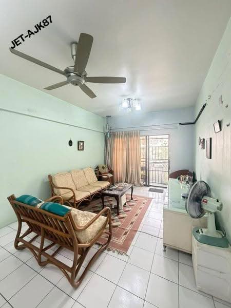 Pangsapuri untuk Dijual di Vista Bayu - Joel Sia - Living Room - PropertyGuru.com.my
