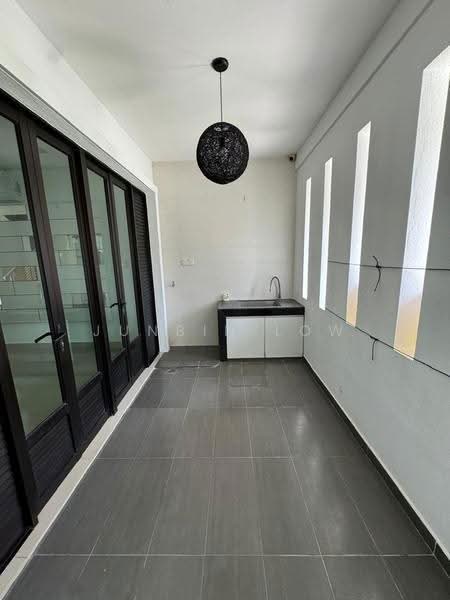 2-storey Terraced House for Sale in Bandar Kinrara Seksyen 5 (Bandar Kinrara) - Junbin Low - Exterior - PropertyGuru.com.my