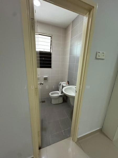 2-storey Terraced House for Sale in Bandar Kinrara Seksyen 5 (Bandar Kinrara) - Junbin Low - Bathroom - PropertyGuru.com.my