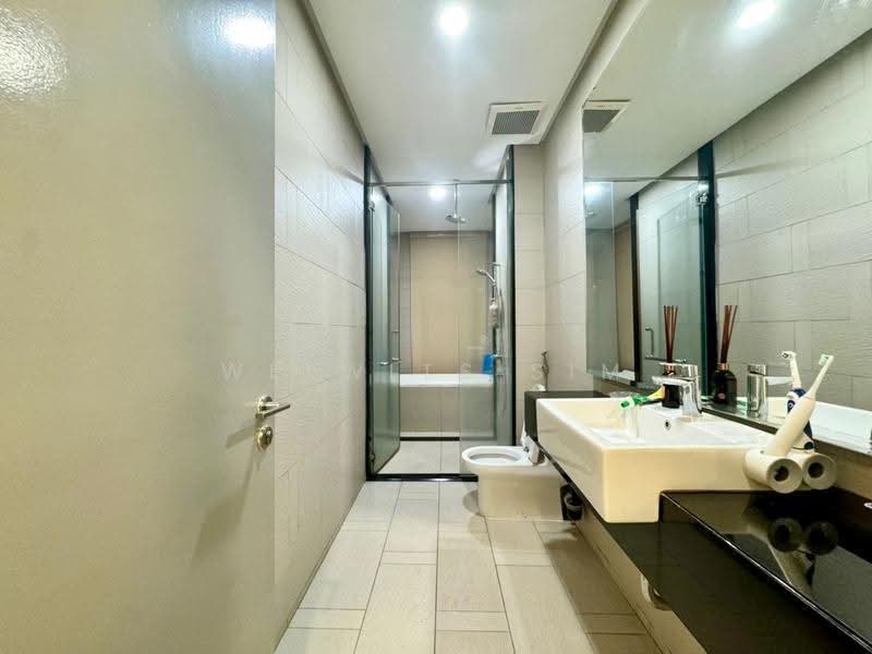 3-storey Terraced House for Sale in Batu Uban (Gelugor) - Welwits Sim - Bathroom - PropertyGuru.com.my