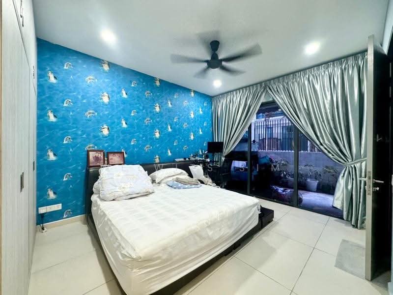 3-storey Terraced House for Sale in Batu Uban (Gelugor) - Welwits Sim - Bedroom - PropertyGuru.com.my