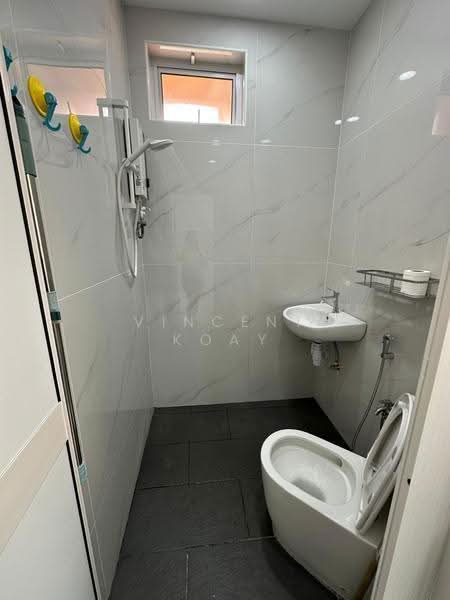 Pangsapuri untuk Disewa di Medan Lumba Kuda - Vincent Koay - Bathroom - PropertyGuru.com.my