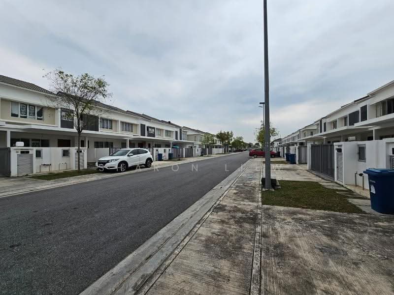 Rumah Teres 2-Tingkat untuk Dijual di Bandar Gamuda Cove (Dengkil) - Sharon Liew - Exterior - PropertyGuru.com.my